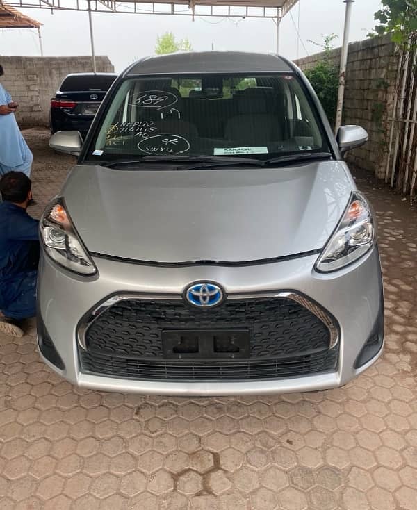 Toyota Sienta 2019 14