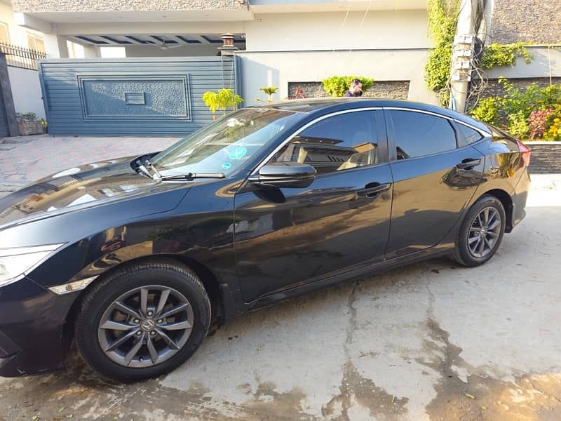 Honda Civic Oriel 2019 6