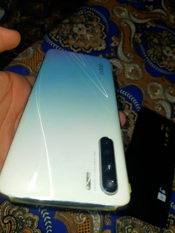 OPPO F15 FOR SALE. 1