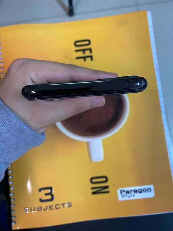 iPhone 11 Pro Max 256 gb single sim PTA approve 8