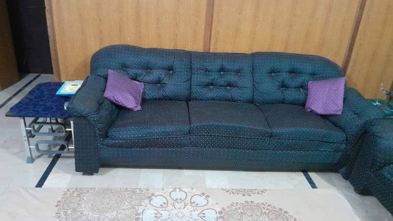 USED SOFA SET 5 SEATER 2