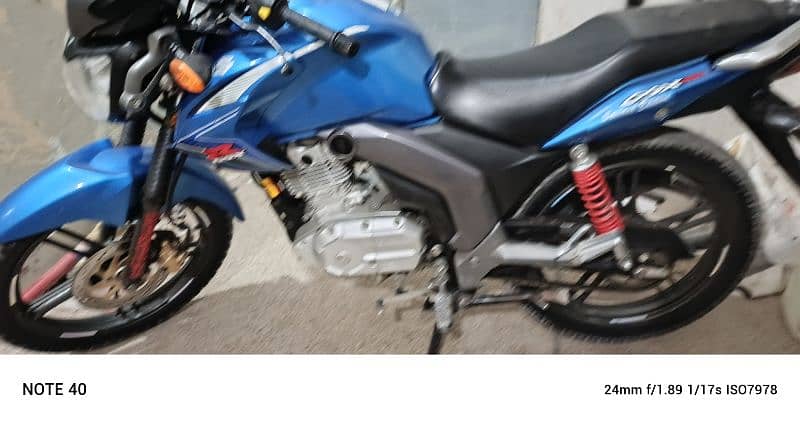 Suzuki gsx125 6