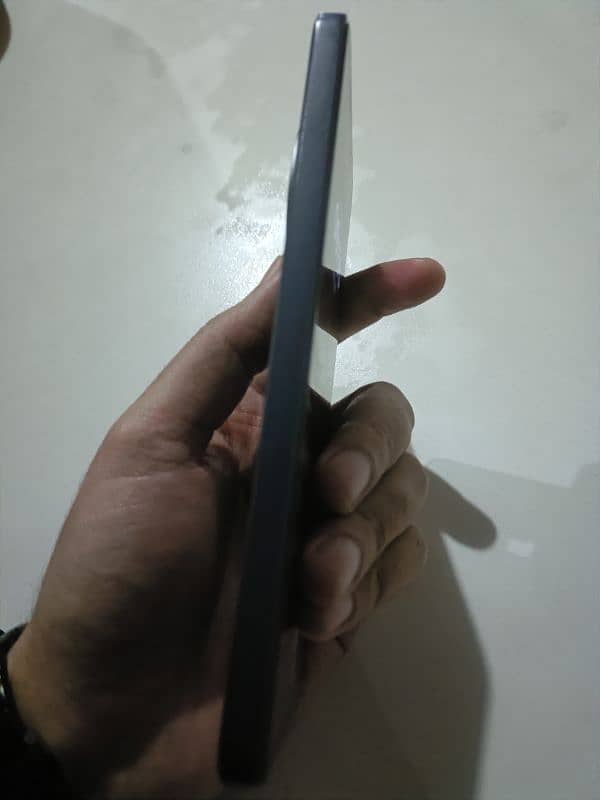 Realme 13 plus 12 / 256 5g 10 / 10 25 days used only 3