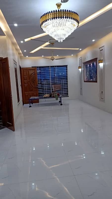 Portion available for rent Gulshan-e-iqbal block 13d 8