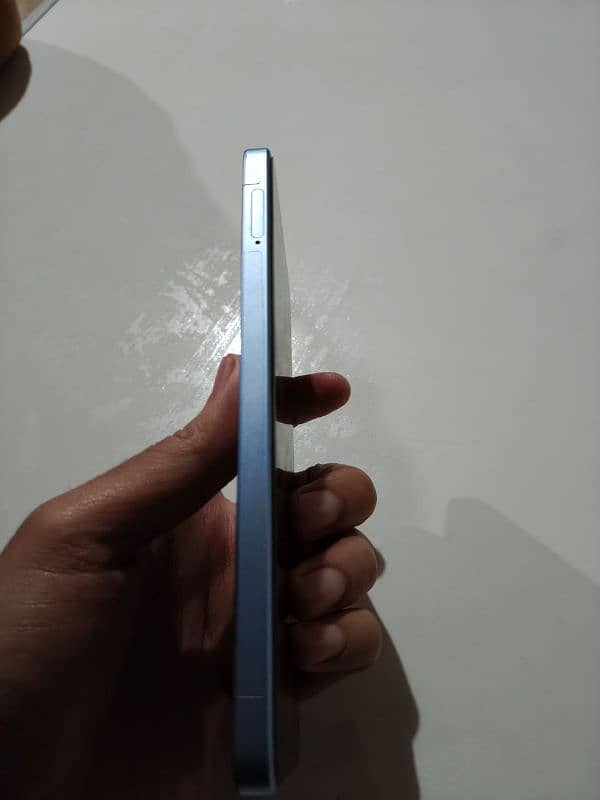 Oppo reno 11F 5g 10 / 10 just like a brand new 4