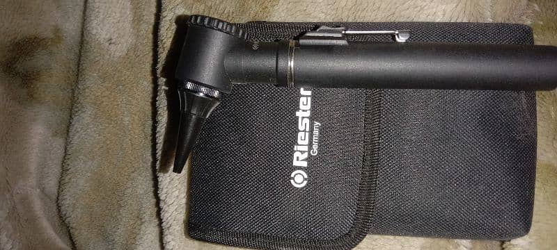 otoscope 0