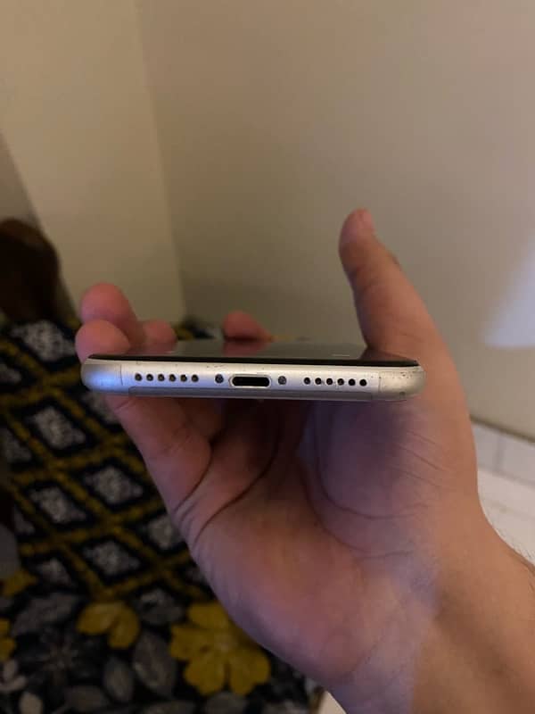 iphone 11 128gb pta approved 1