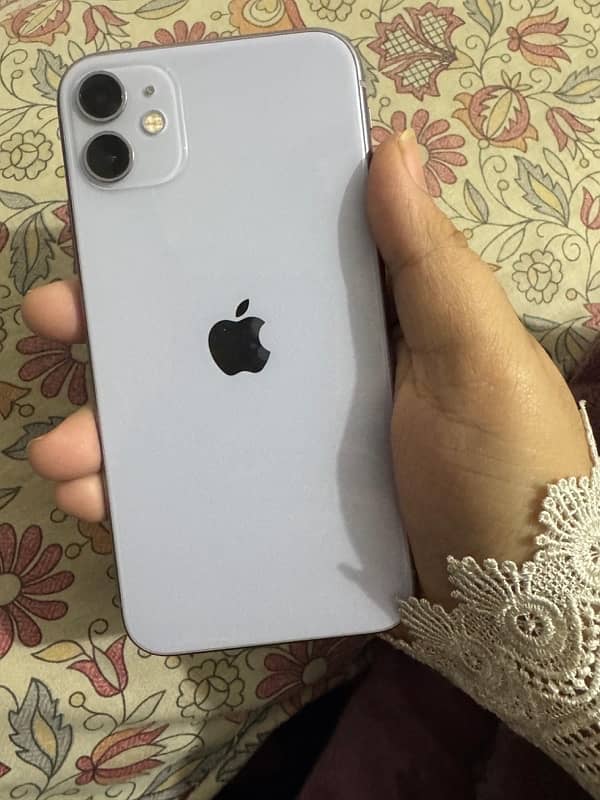 USED IPHONE 11 FOR SALE / 55,000 PKR 1