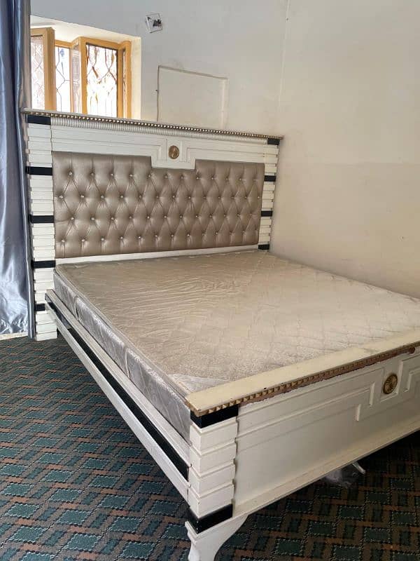 Double bed and singhar mez for sale 5