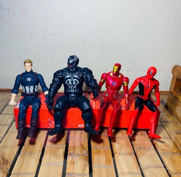 Marval action figures 3