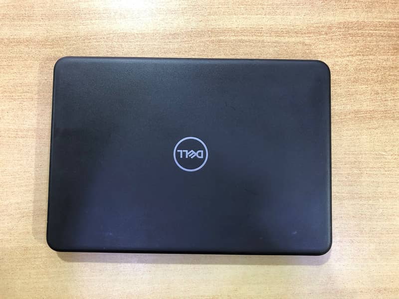 Dell latitude 3300 i3 7th generation 0