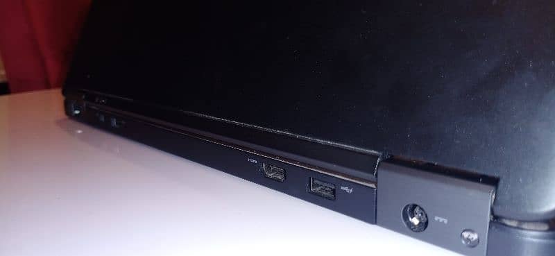 Dell Latitude E7450 - 8GB RAM | 500GB Storage | Excellent Condition 2