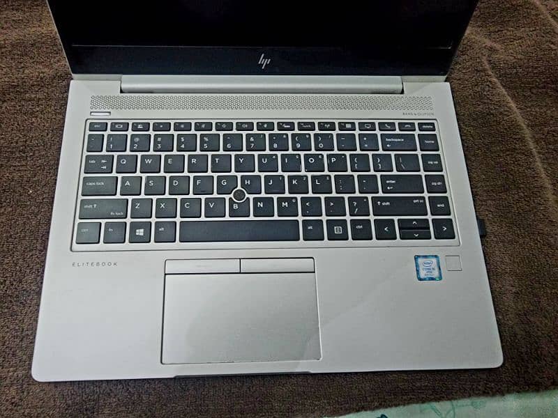 Hp Core i5 8th Gen 1