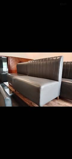 Restaurant used furniture (Chairs,Tables,Sofas)