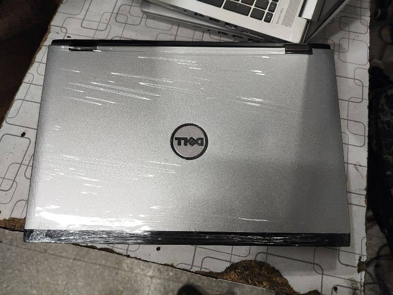 Dell Vostro 3350 i5 2nd generation 128gb SSD 4GB Ram 0