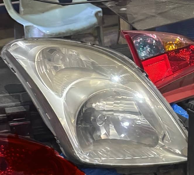 Suzuki Swift 2014 Headlight 0