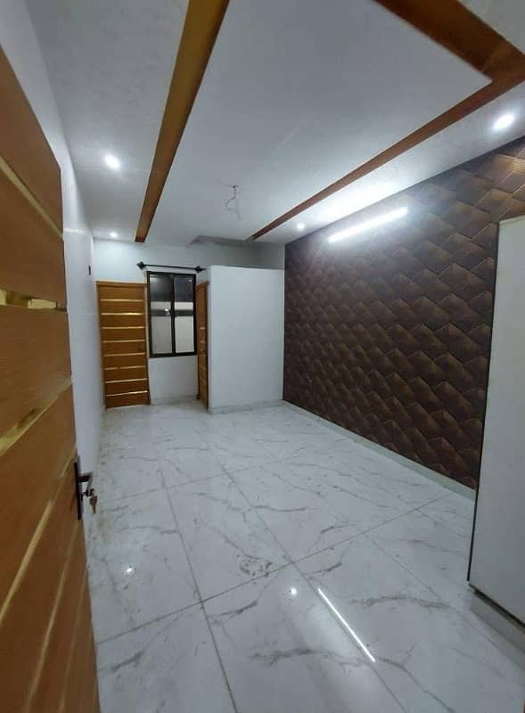 Portion available for rent Gulshan-e-iqbal block 1 1