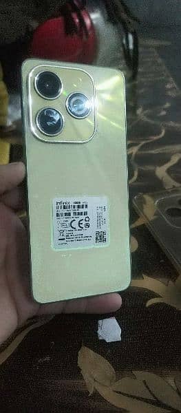 Infinix Hot40i ram 8+5 rom 128 3