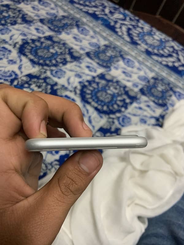 iphone 8 plus pta aproved 64gb 69heath all janian not open 10