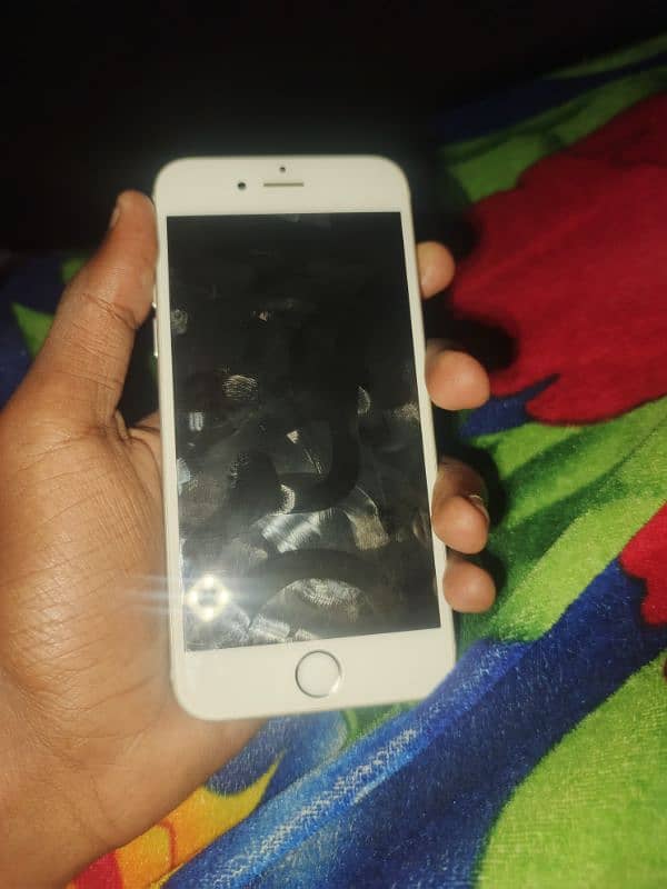 iPhone 6 16 gb jv 4 month sim working 2