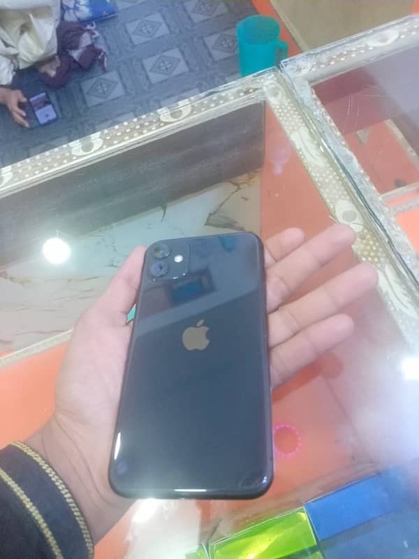 iPhone 11 64 gb vj ESIM on all okay 6