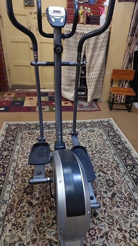 Elliptical trainer 10