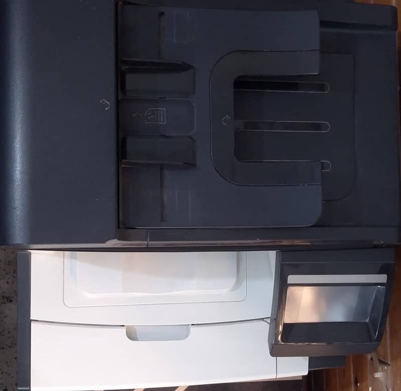 HP Colour Printer Urgent for Sale 4