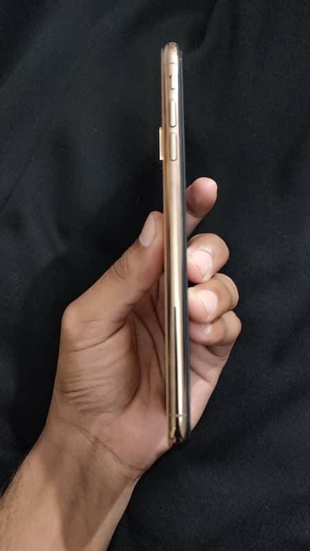 iphone xsmax 256gb dual pta 3