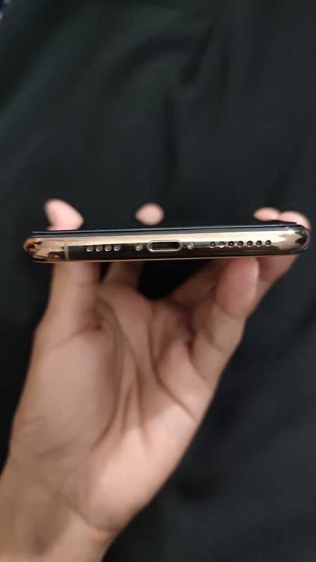 iphone xsmax 256gb dual pta 6