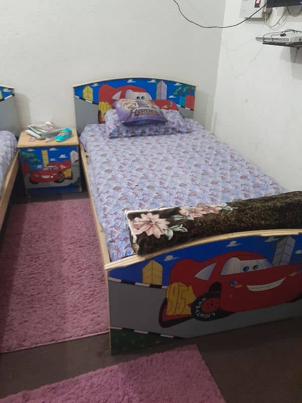 pair of single bed 2