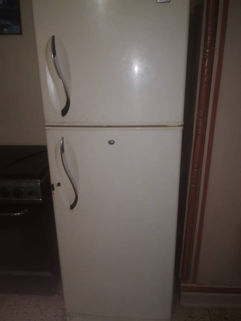 Used LG Fridge. 0