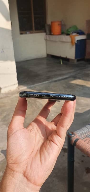 iphone 11 pro max pta 11 12 13 14 15 16 5