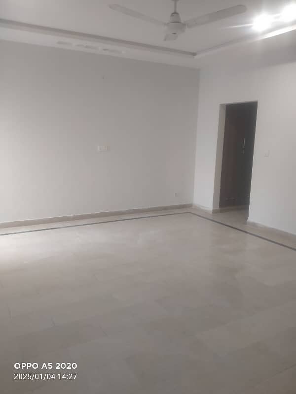 10 Marla Lower Portion Available For Rent In Naspak Housing Society Phase 3 8