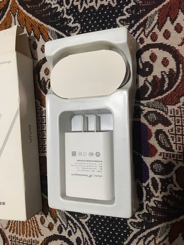 Vivo original 44w flesh charger 2