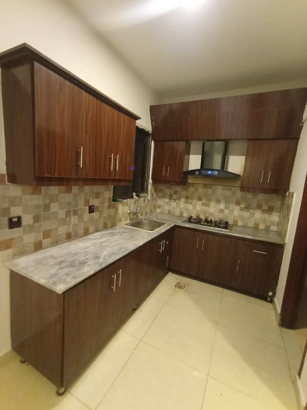 THREE BEDROOM FLAT FOR SALE ON INVESTOR RATE IN DHA PHASE 2 ISLAMABAD. 5