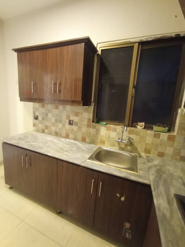 THREE BEDROOM FLAT FOR SALE ON INVESTOR RATE IN DHA PHASE 2 ISLAMABAD. 8