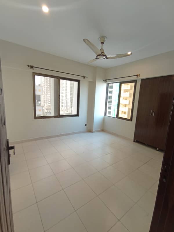 THREE BEDROOM FLAT FOR SALE ON INVESTOR RATE IN DHA PHASE 2 ISLAMABAD. 18