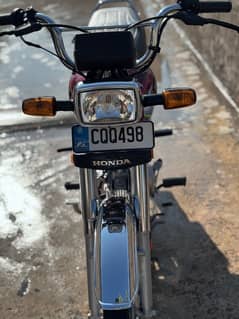 Honda CD70 2024