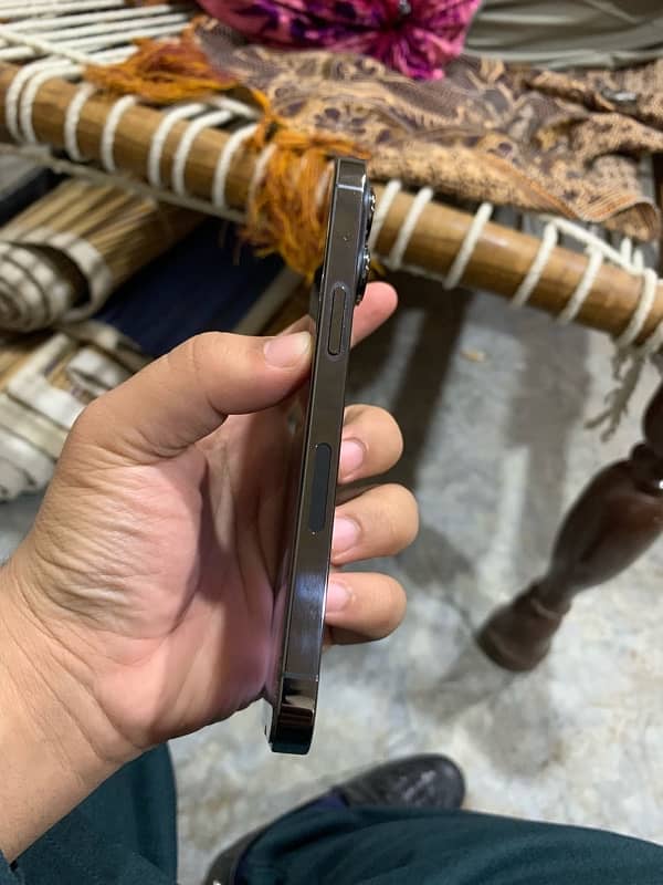 iphone 13 pro 128gb 10/10condition water pack urgent sale (non pta) JV 1