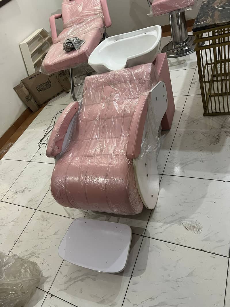 Salon Chair - makeup chair - cutting chair -Barber chair- Shampoo unit 1