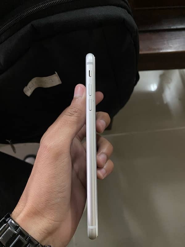 i phone 8 plus 4