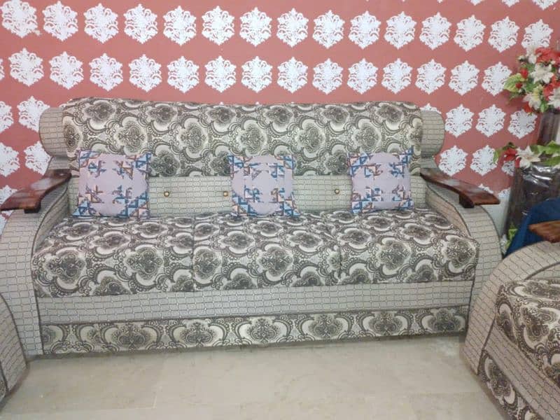 5 Seater Sofa Set 0