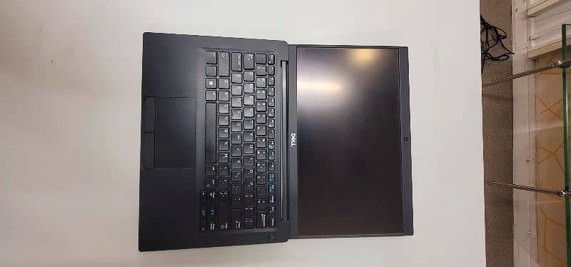 Used Laptop Dell Latitude 5480 i5 7th Gen 8Gb,256Gb fhd 6