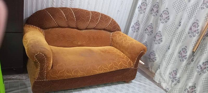 used sofa for sale 3+2+1 =6 seater in very good condition 3