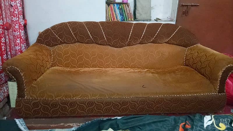 used sofa for sale 3+2+1 =6 seater in very good condition 6