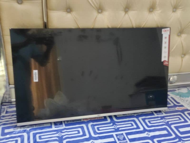 OXY Full Smart LED TV 40 inch for sale 1