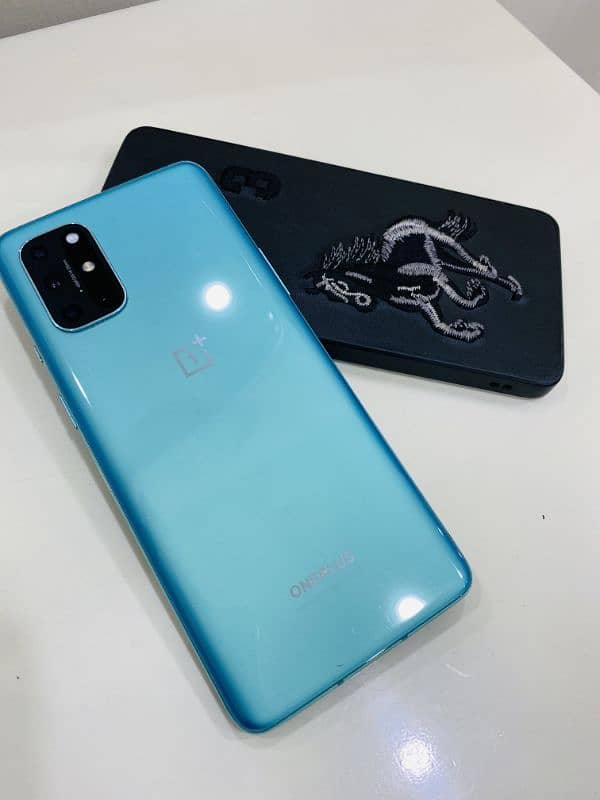 Oneplus 8T 12/256 9