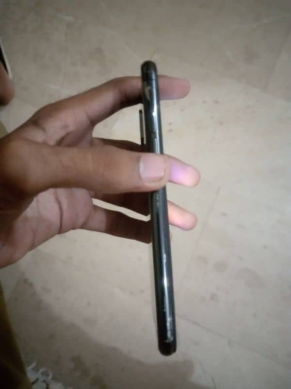 Iphone for urgent sell 2