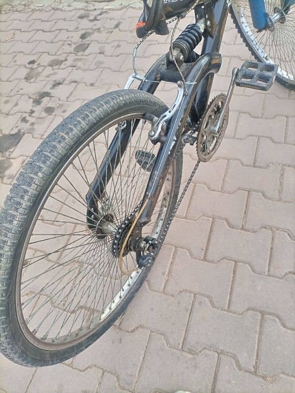 mountain sports cycle in good condition for urgent sell 3