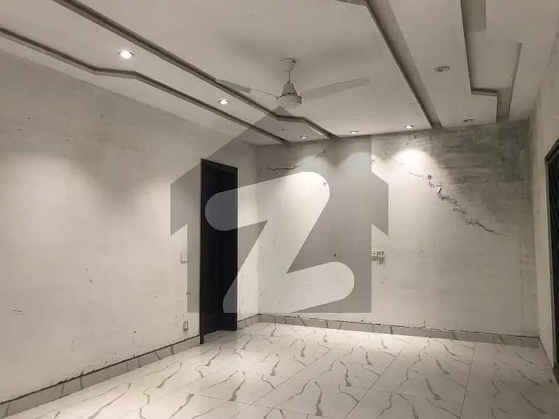 1 KANAL UPPER PORTION IS AVAILABLE FOR RENT IN DHA RAHBAR PHASE 1 10